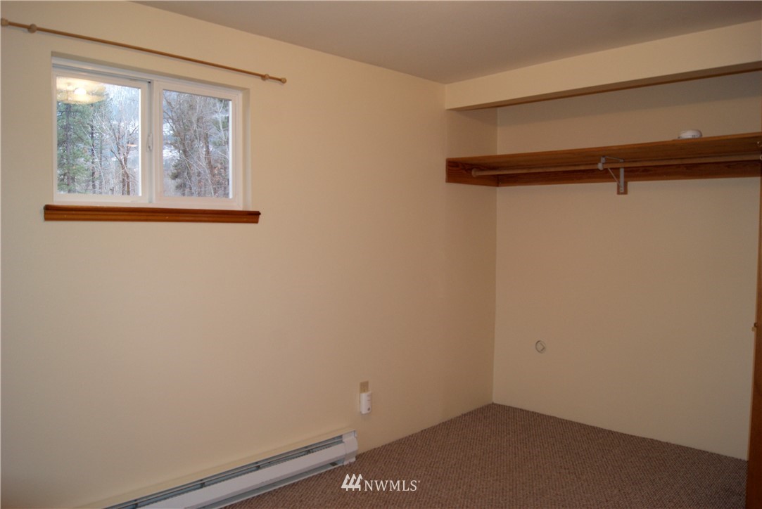 1315 Riverside Avenue Twisp, WA 98856 - Photo 9 of 25
