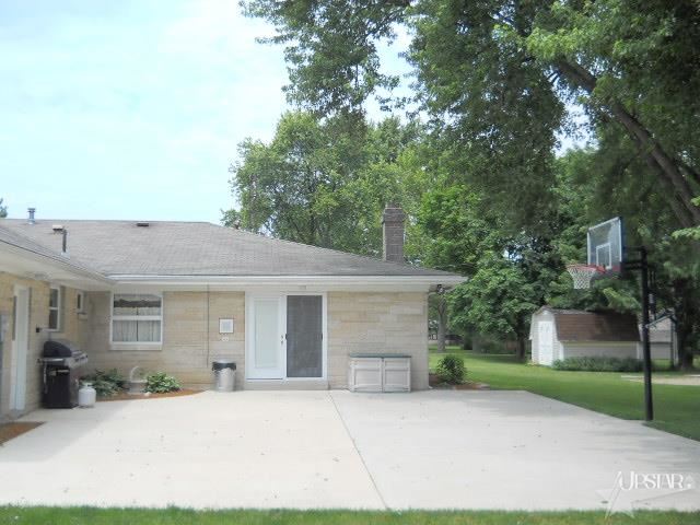 235 Limberlost Trail Decatur, IN 46733 - Photo 5 of 10