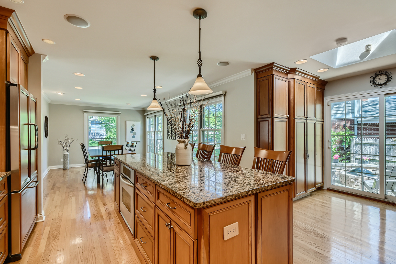 506 Warwick Road Deerfield, IL 60015 - Photo 9 of 34
