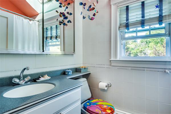 24 Langley Road Arlington, MA 02474 - Photo 16 of 29 Gallery Image 16