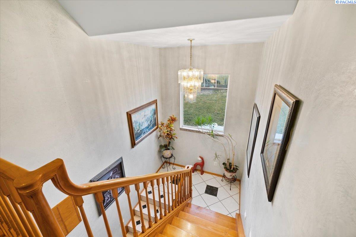 44208 South Fremont Road Kennewick, WA 99337 - Photo 16 of 28 Gallery Image 16