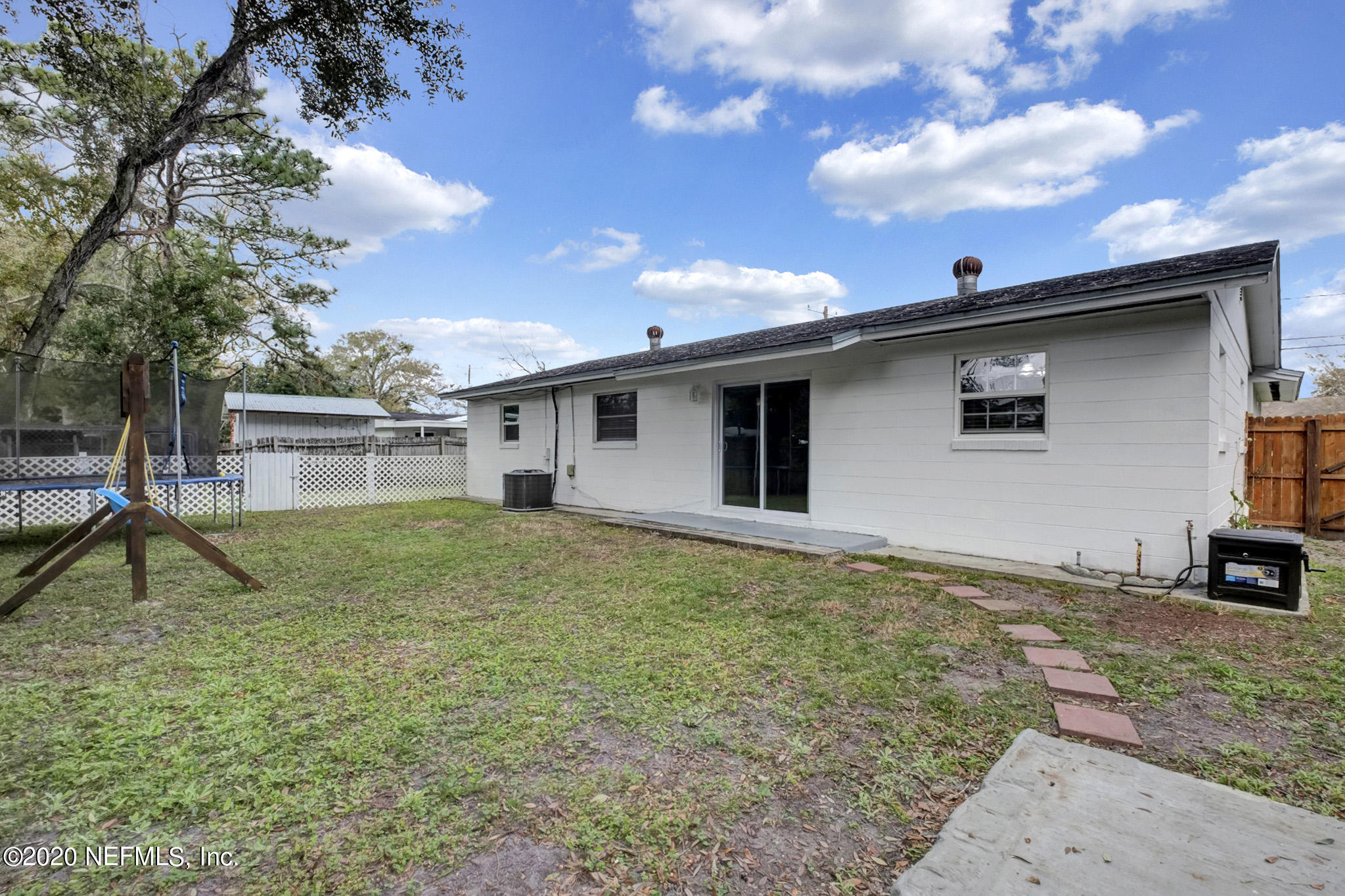 7220 Old Kings Road South Jacksonville, FL 32217 - Photo 24 of 27 Large Fully Fenced yard