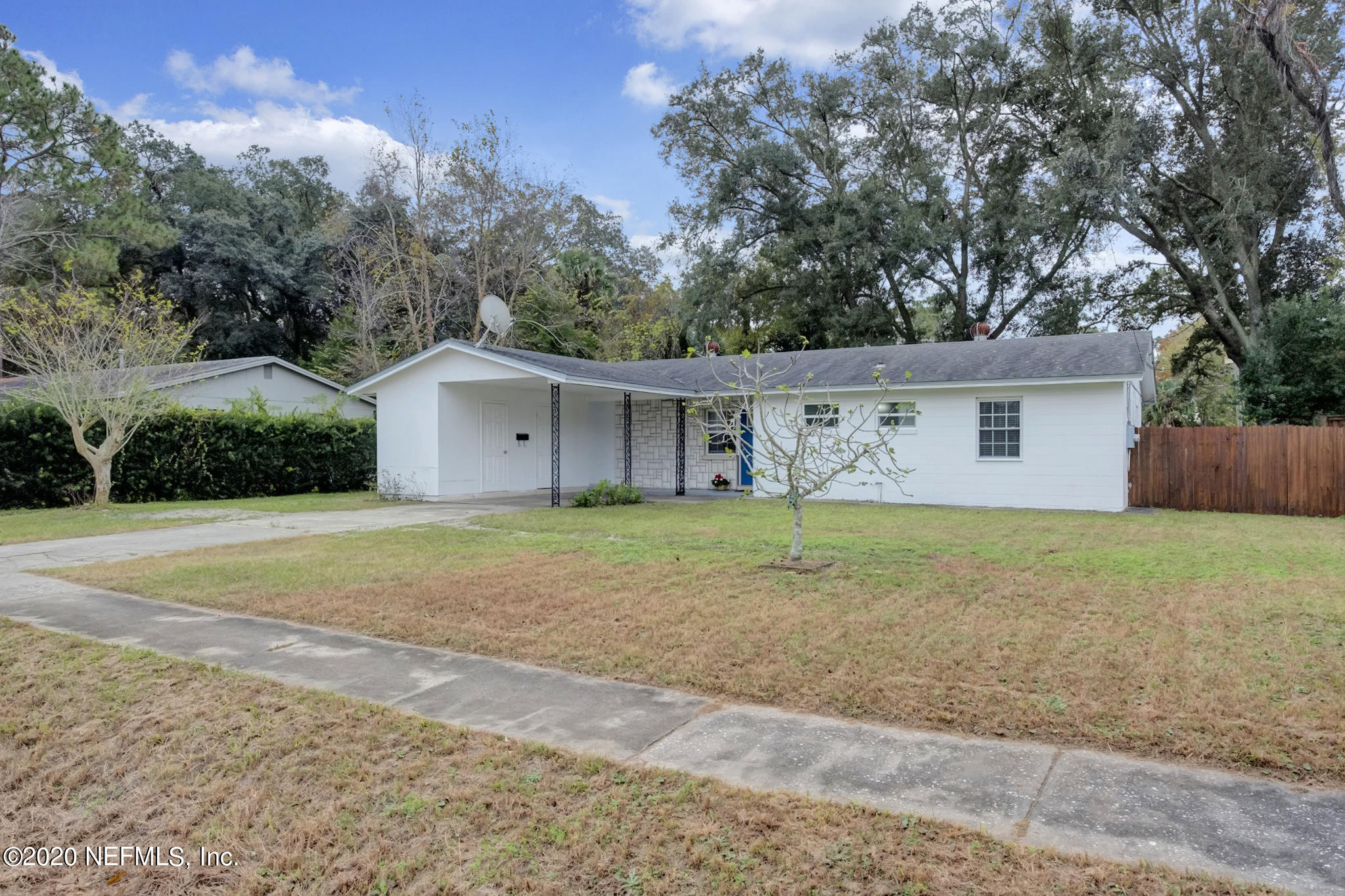 7220 Old Kings Road South Jacksonville, FL 32217 - Photo 3 of 27 Freshly Painted Exterior