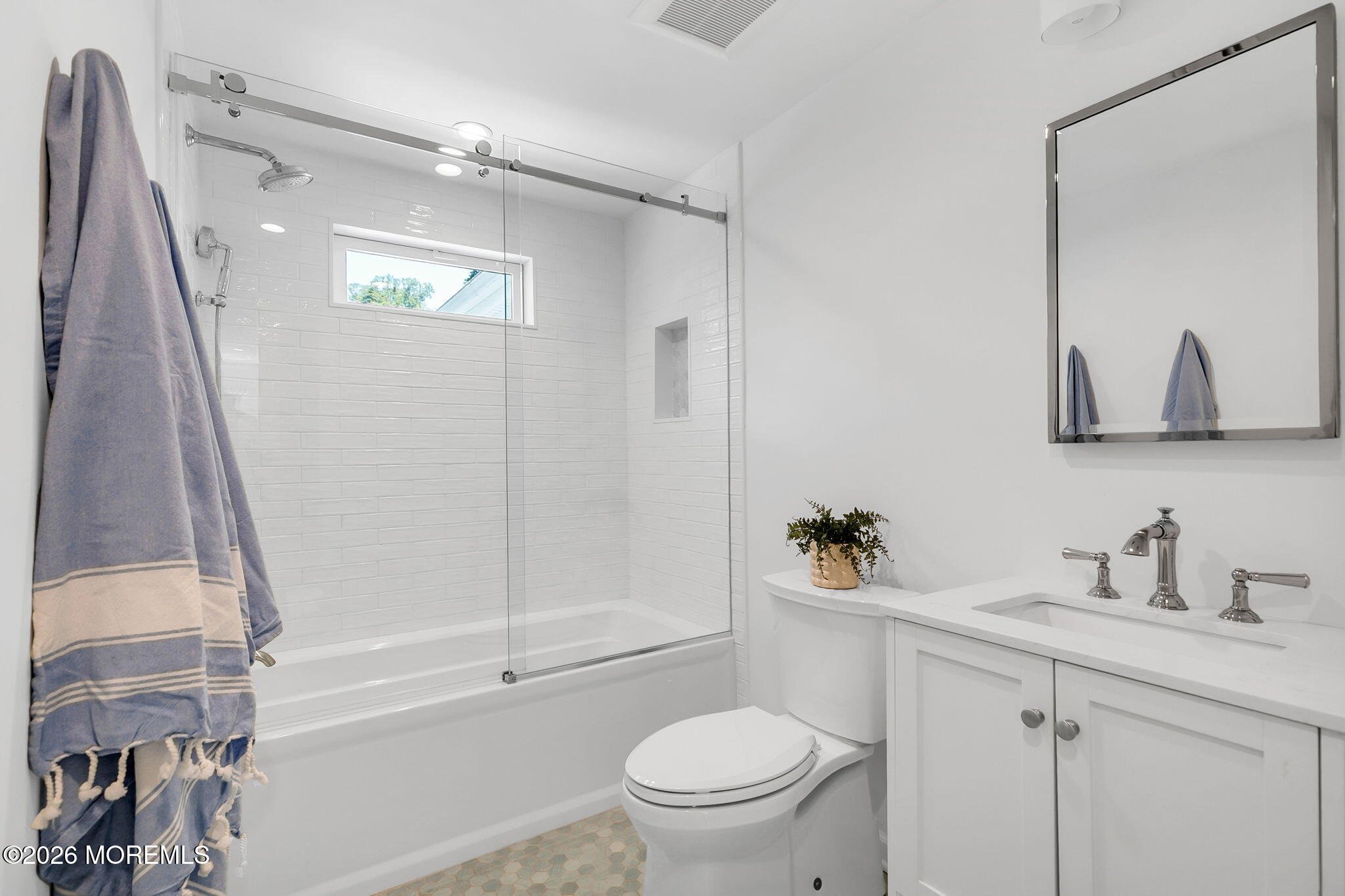 82 Rumson Road Rumson, NJ 07760 - Photo 33 of 48 Full Bathroom
