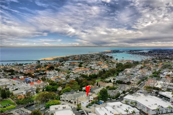 $5,800 | 406 Jasmine Avenue, Corona del Mar, CA 92625