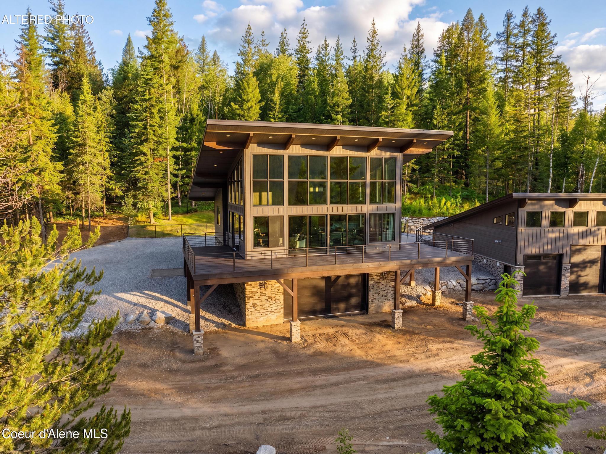 2282 North Center Valley Road Sandpoint, ID 83864 - Photo 41 of 105 DJI_20260612055717_0871_D-HDR_Golden_Hou