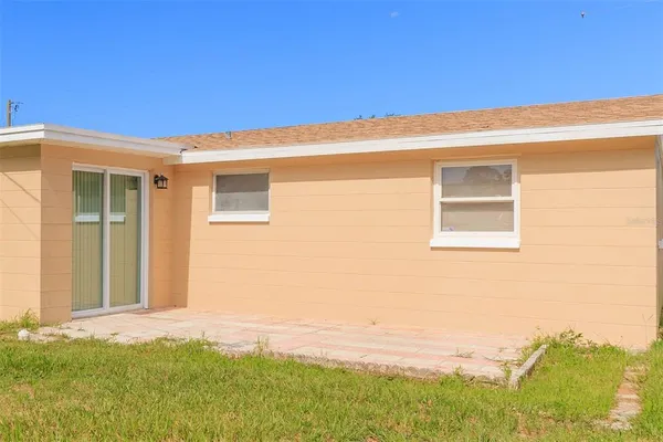 $1,565 | 12814 Kings Manor Avenue, Hudson, FL 34667