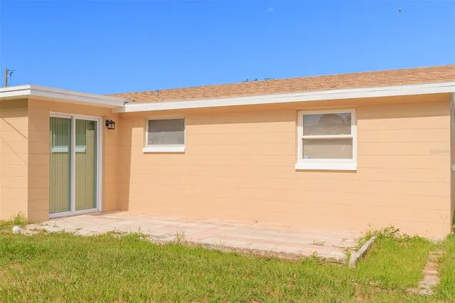 $1,565 | 12814 Kings Manor Avenue, Hudson, FL 34667