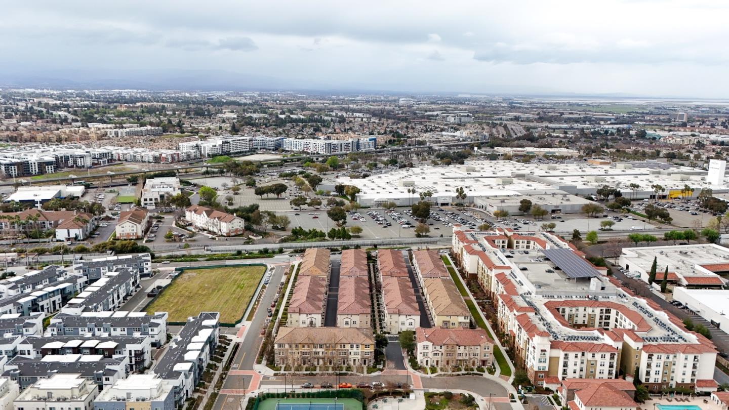 1365 Merry Loop Milpitas, CA 95035 - Photo 43 of 47