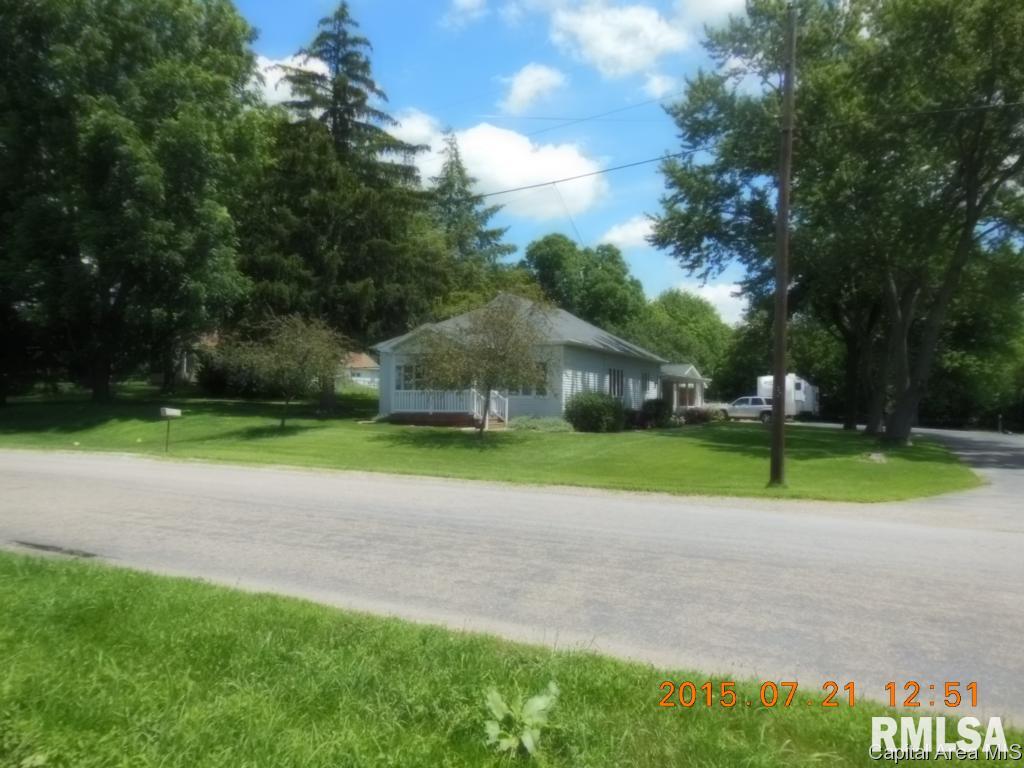 402 South Main Street Athens, IL 62613 - Photo 2 of 11 Gallery Image 2