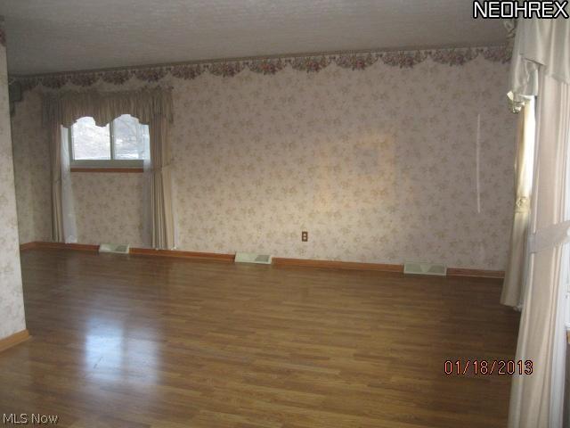 5812 Ralston Drive Parma, OH 44129 - Photo 3 of 12