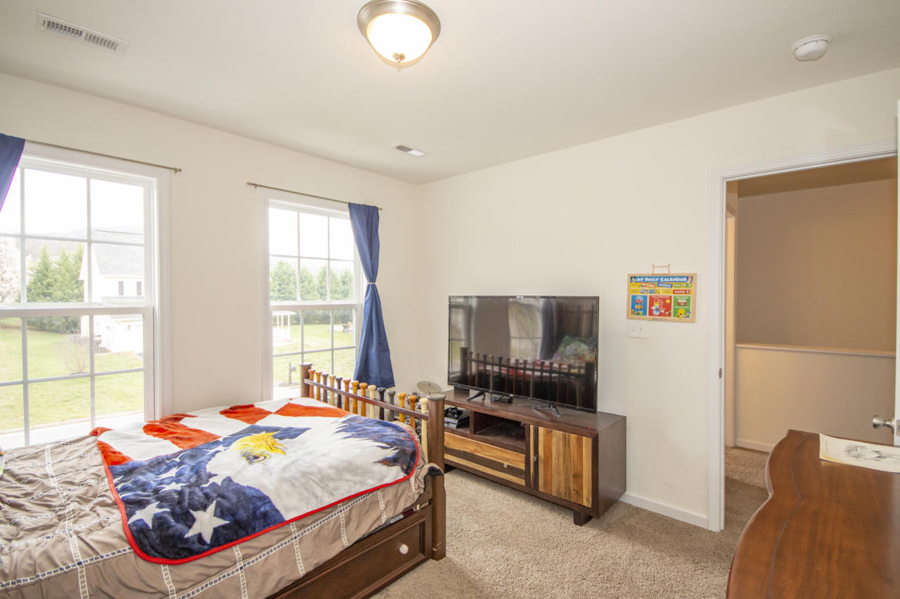 506 Cambridge Ct Road Vinton, VA 24179 - Photo 28 of 29 Cambridge - 32