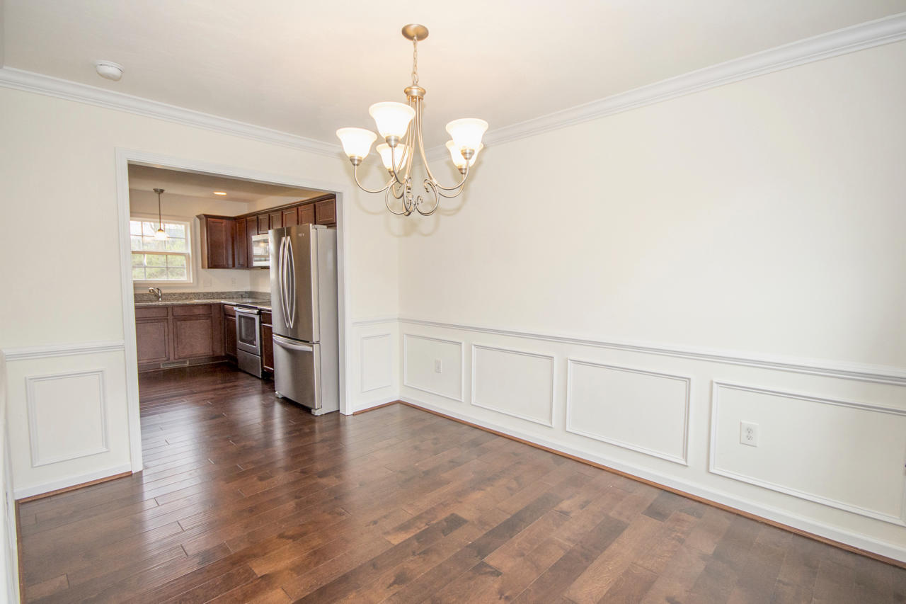 506 Cambridge Ct Road Vinton, VA 24179 - Photo 9 of 29 Cambridge - 12