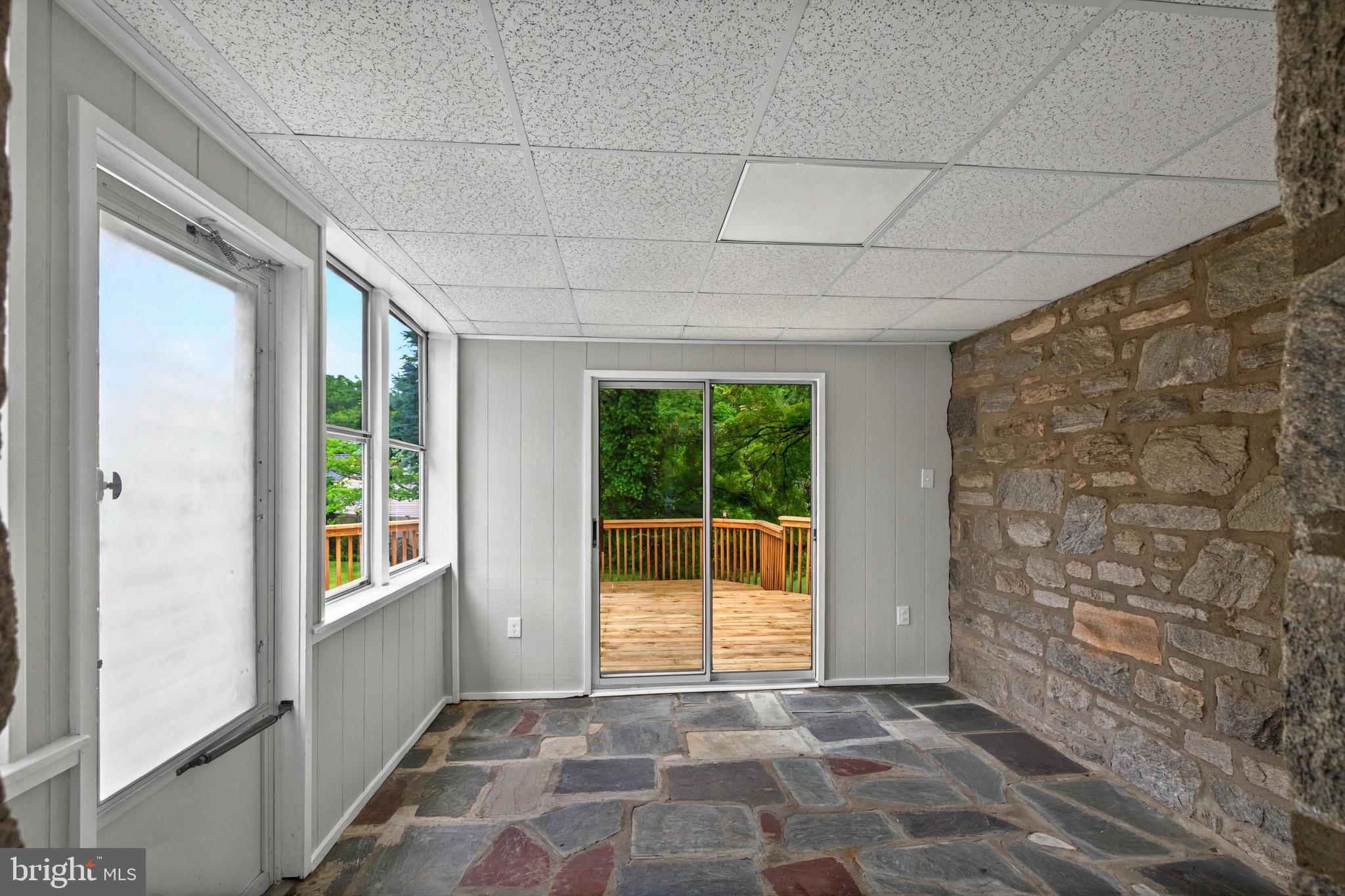 3 Arbor Lea Road Lansdowne, PA 19050 - Photo 13 of 32 a view of an empty room with a window