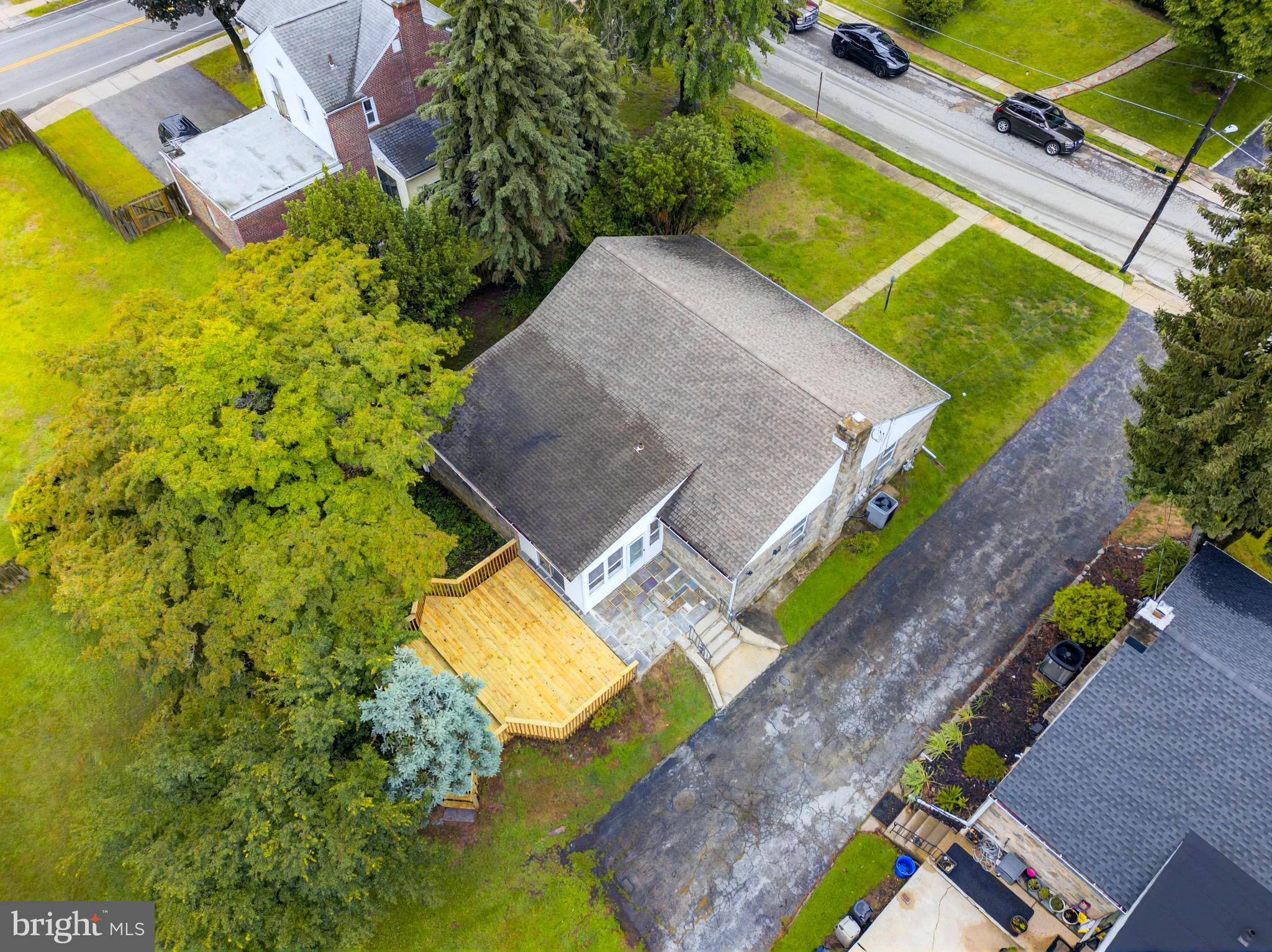 3 Arbor Lea Road Lansdowne, PA 19050 - Photo 31 of 32 an aerial view of a house with a swimming pool