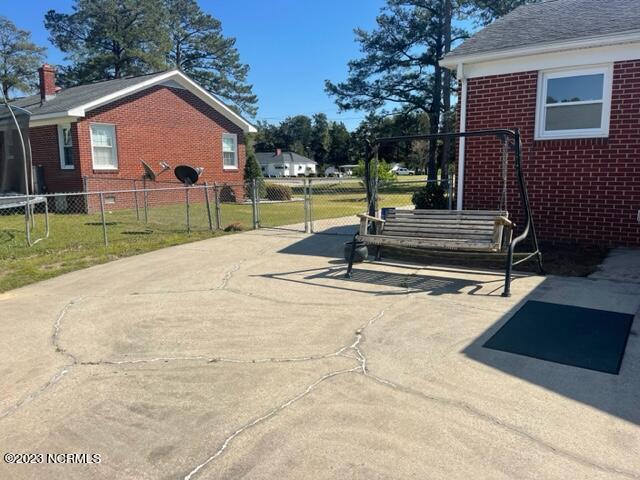 524 Tyree Road Kinston, NC 28504 - Photo 4 of 23 IMG_5108