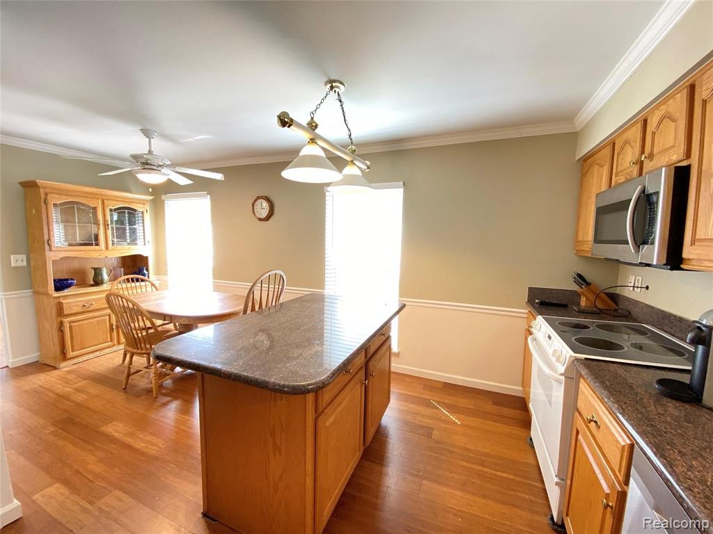 1158 East Fairview Lane Rochester Hills, MI 48306 - Photo 11 of 39
