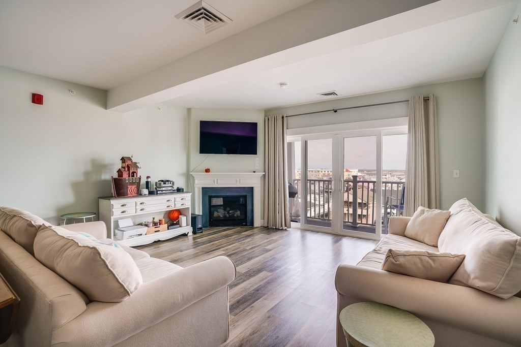 20 N Street, Unit 404 Hampton, NH 03842 - Photo 13 of 41 Gallery Image 13