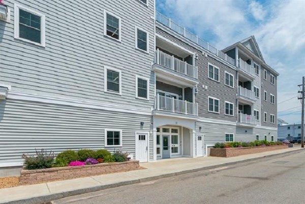 20 N Street, Unit 404 Hampton, NH 03842 - Photo 2 of 41 Gallery Image 2