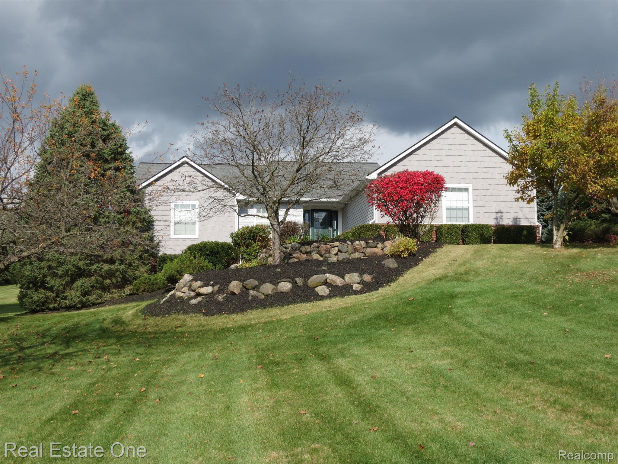 8401 Bergin Road Howell, MI 48843 - Photo 2 of 50 Gallery Image 2