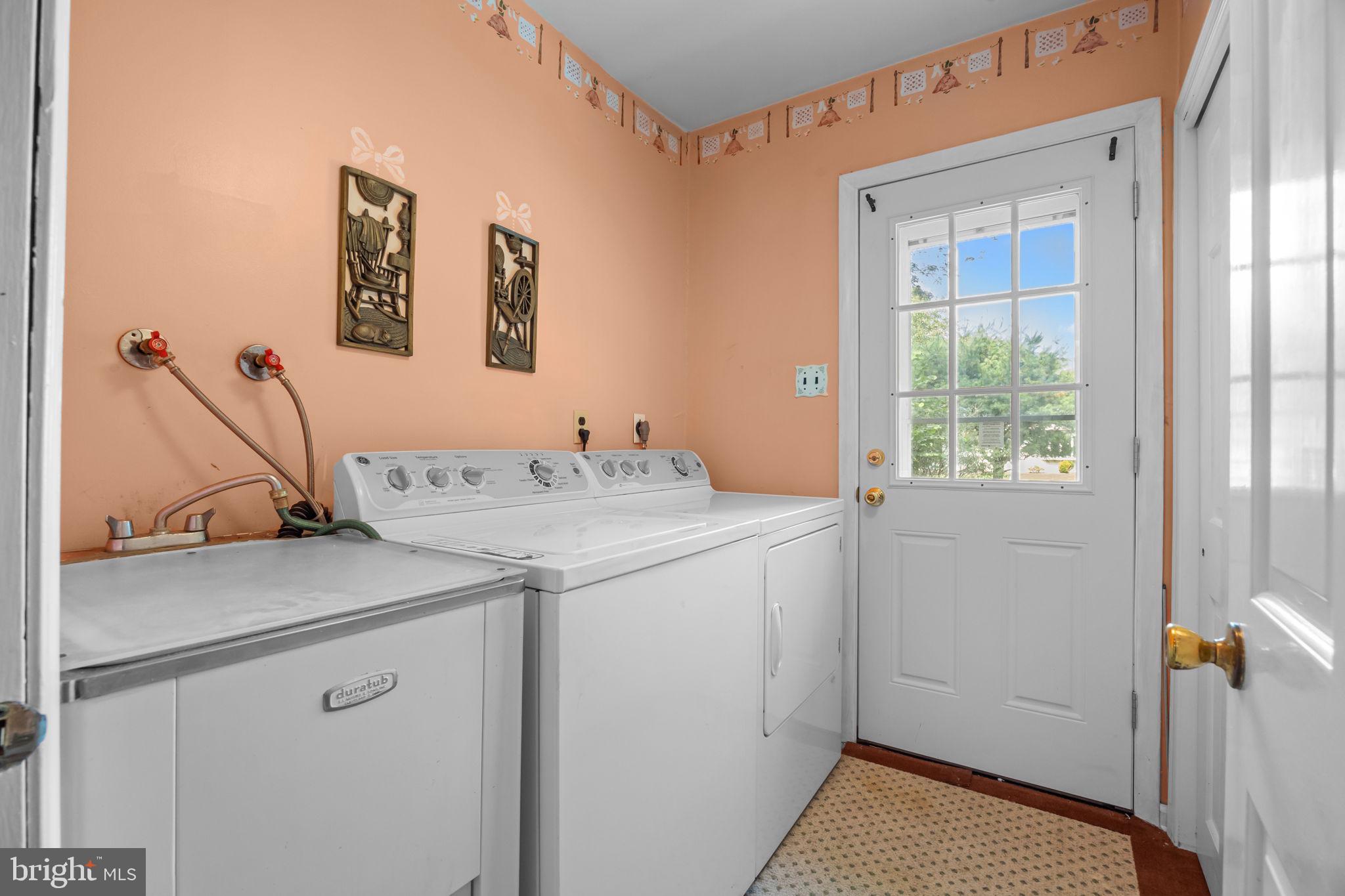 358 Richard Road Yardley, PA 19067 - Photo 17 of 31 1st floor mud room