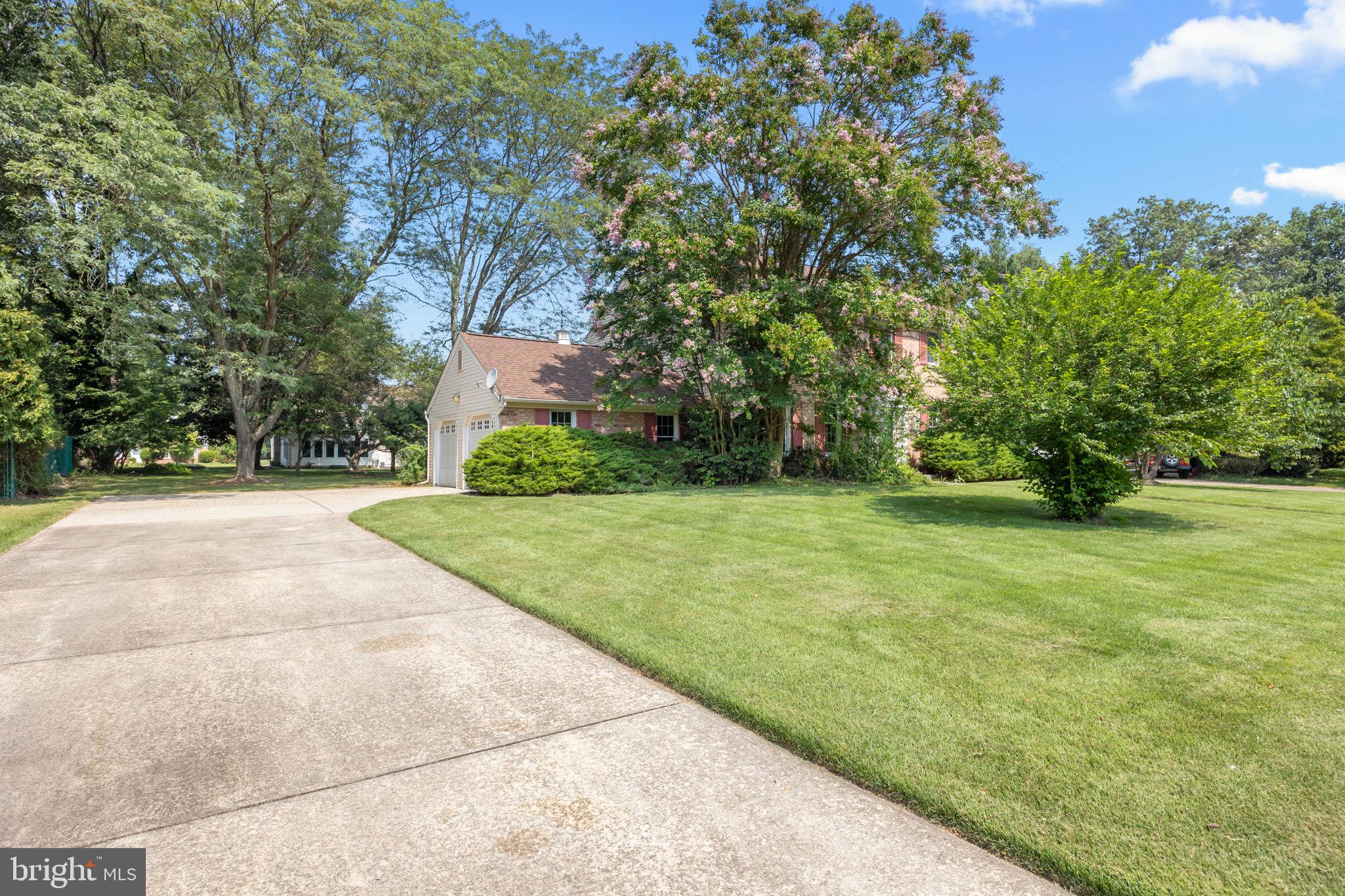 358 Richard Road Yardley, PA 19067 - Photo 2 of 31 Cement driveway