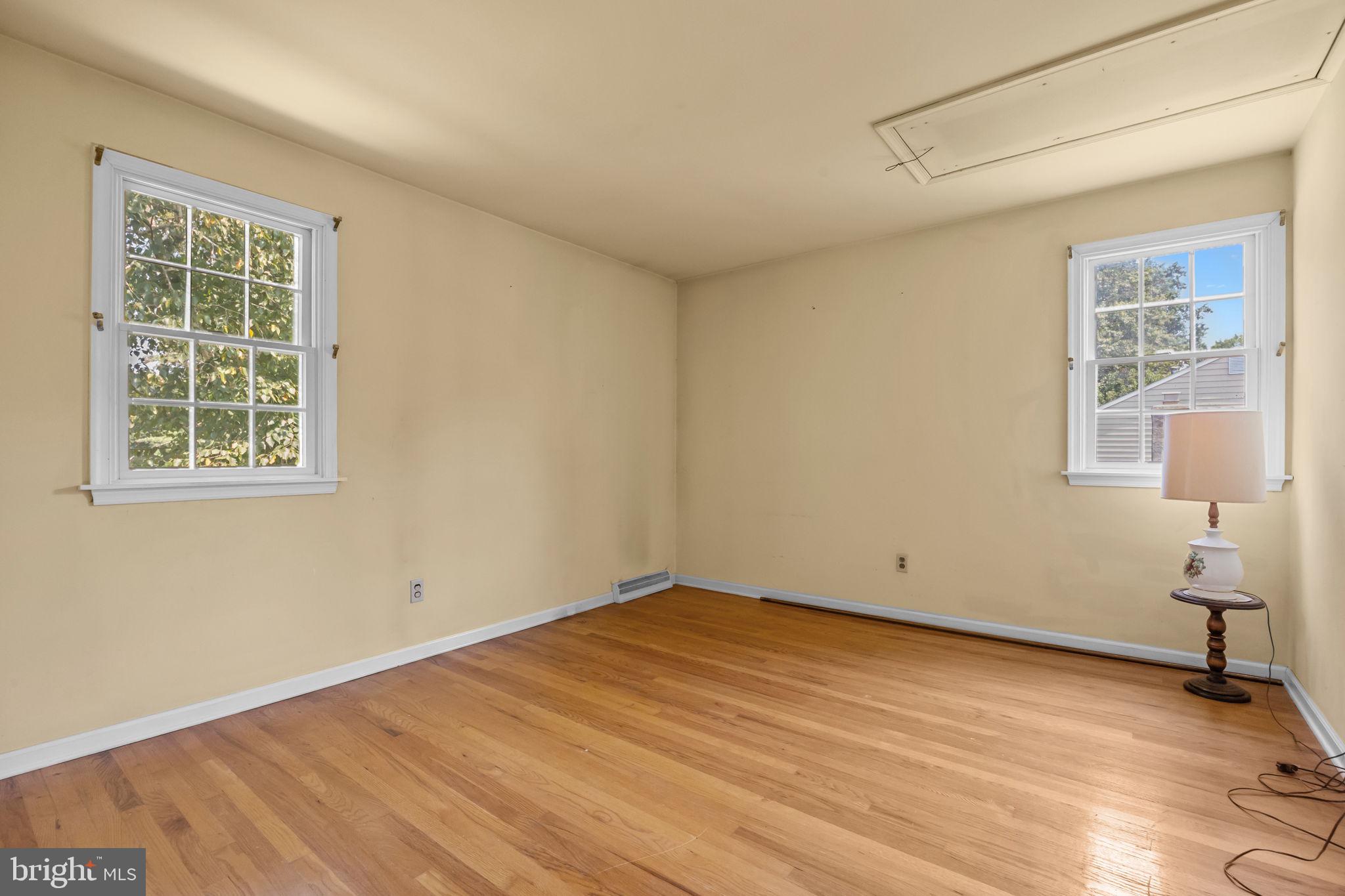 358 Richard Road Yardley, PA 19067 - Photo 25 of 31 3rd bedroom