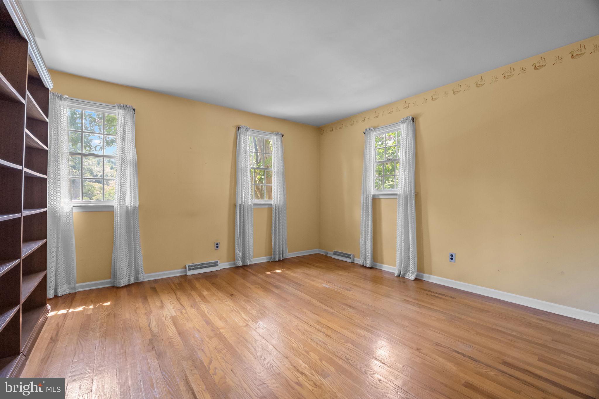 358 Richard Road Yardley, PA 19067 - Photo 26 of 31 4the bedroom