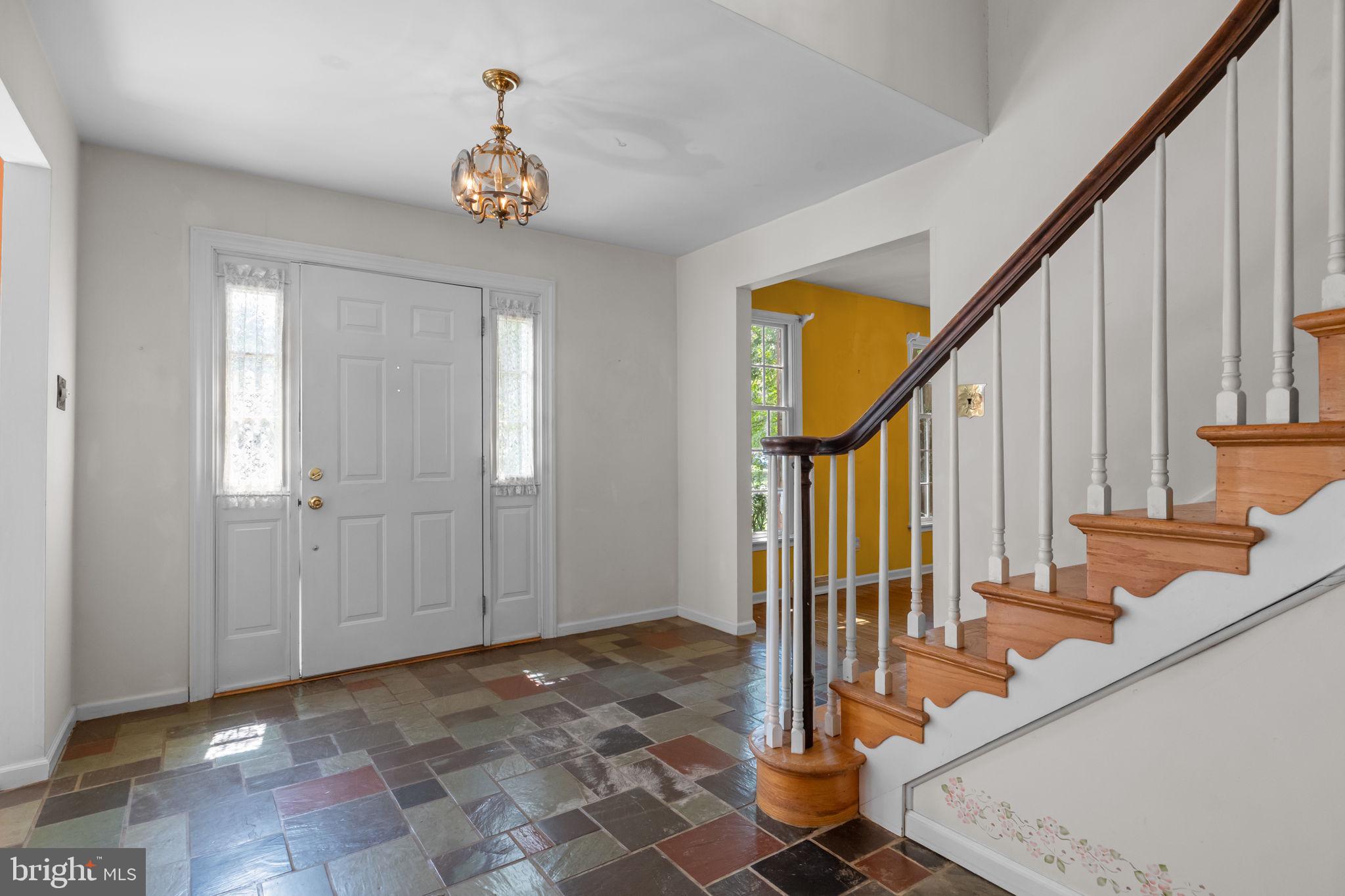 358 Richard Road Yardley, PA 19067 - Photo 4 of 31 Beautiful foyer