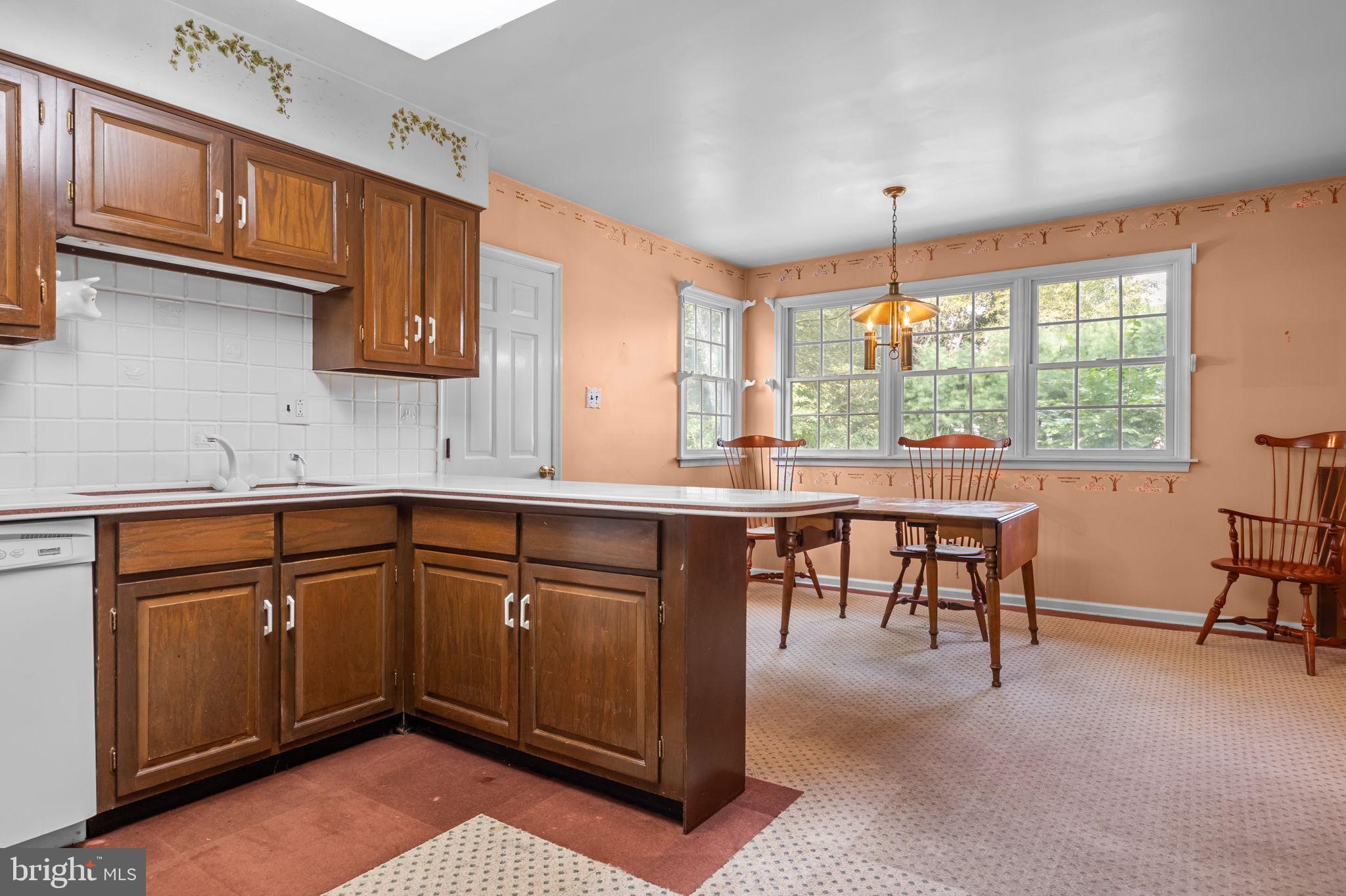 358 Richard Road Yardley, PA 19067 - Photo 9 of 31 kitchen