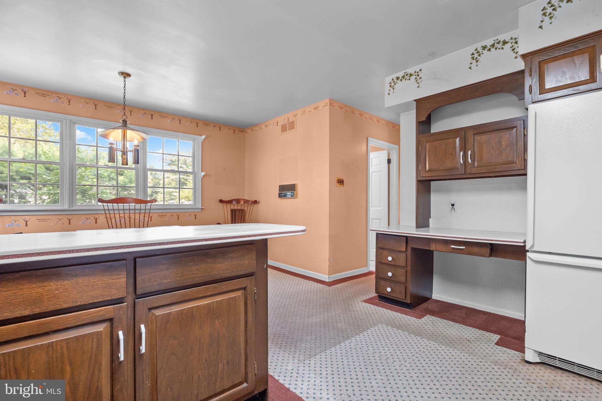 358 Richard Road Yardley, PA 19067 - Photo 10 of 31 Desk in kitchen
