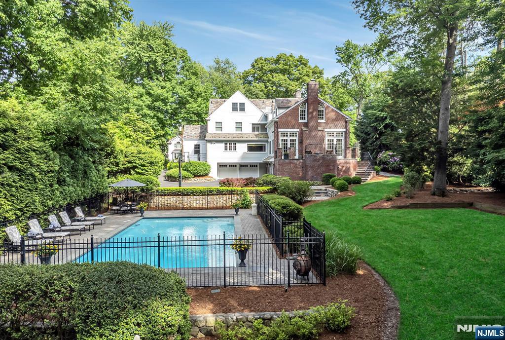 236 Mountain Avenue Ridgewood, NJ 07450 - Photo 47 of 50
