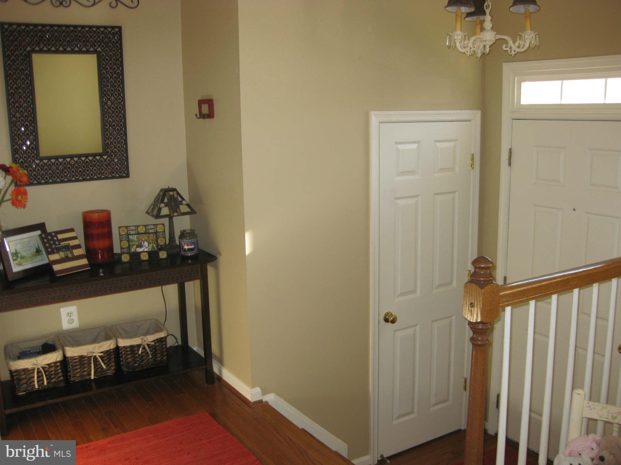 773 Howards Loop, Unit 60 Annapolis, MD 21401 - Photo 4 of 26 Foyer
