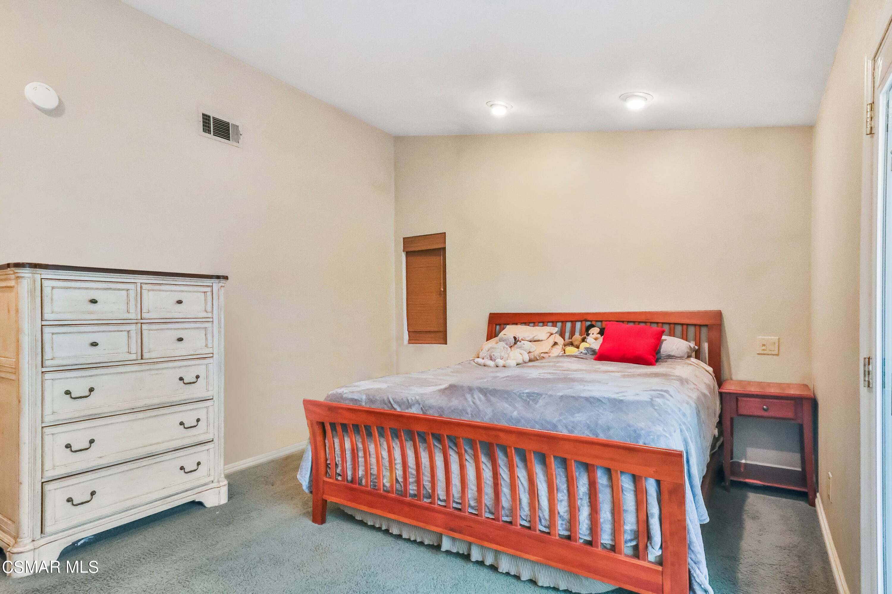 423 Appleton Road Simi Valley, CA 93065 - Photo 15 of 25 IMG_8411 v2