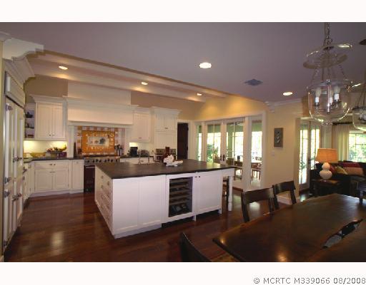 28 Rio Vista Drive Stuart, FL 34996 - Photo 4 of 7 Kitchen.