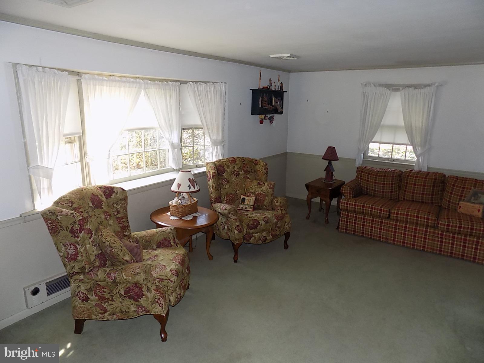 216 Haines Road York, PA 17402 - Photo 11 of 35 Gallery Image 11