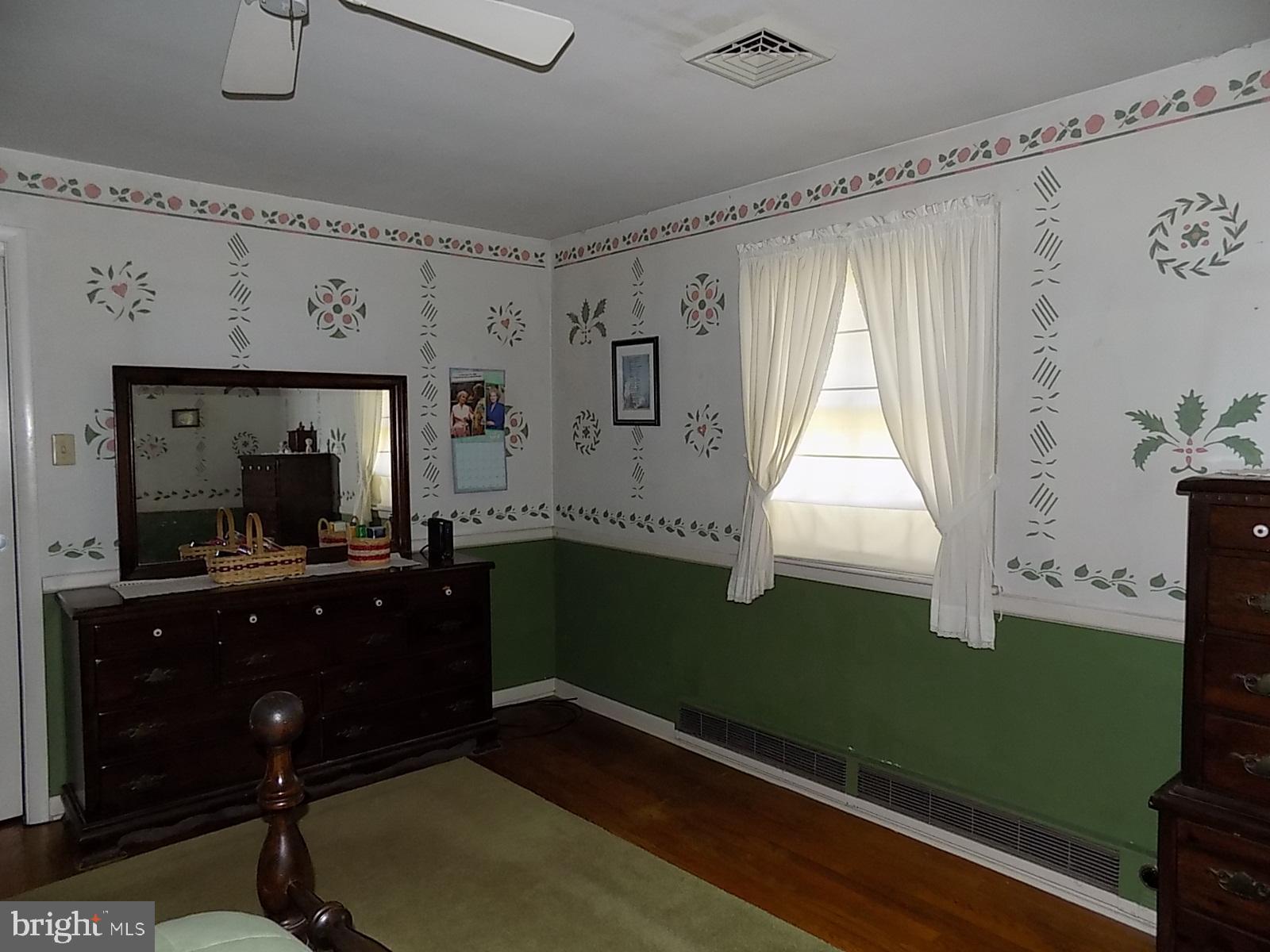 216 Haines Road York, PA 17402 - Photo 28 of 35 Gallery Image 28