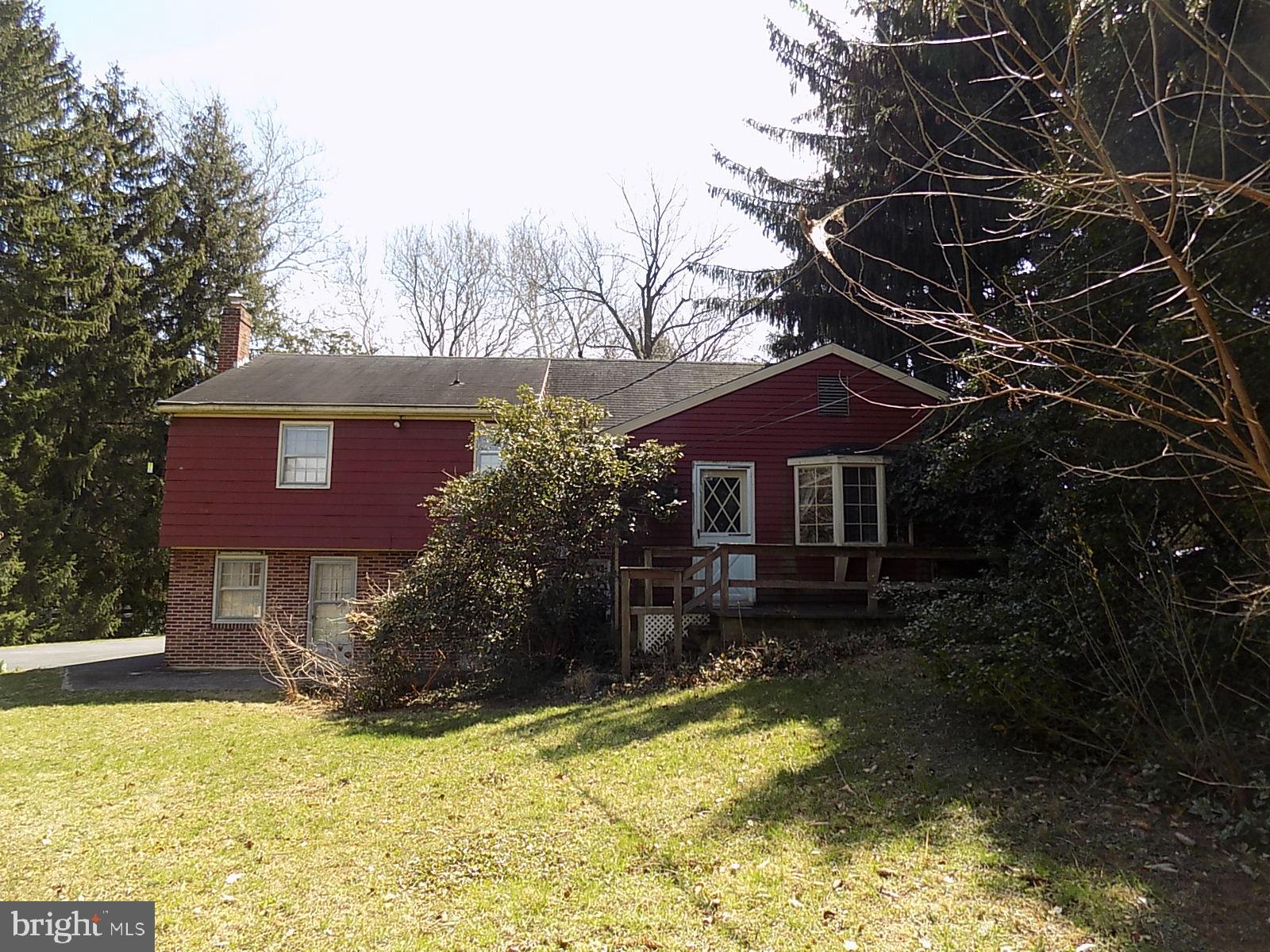 216 Haines Road York, PA 17402 - Photo 6 of 35 Gallery Image 6