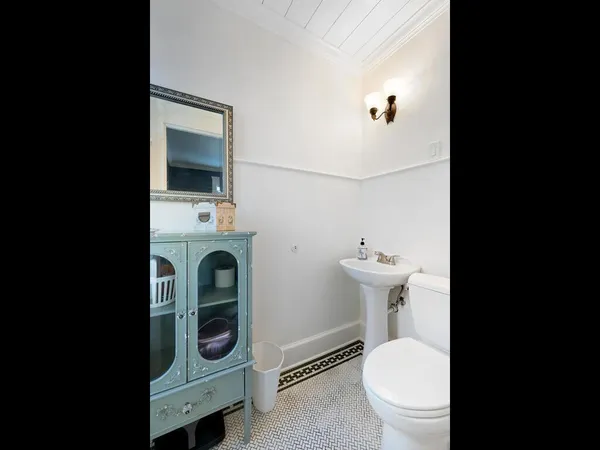 $325,000 | 315 West Fountain Street, Albert Lea, MN 56007