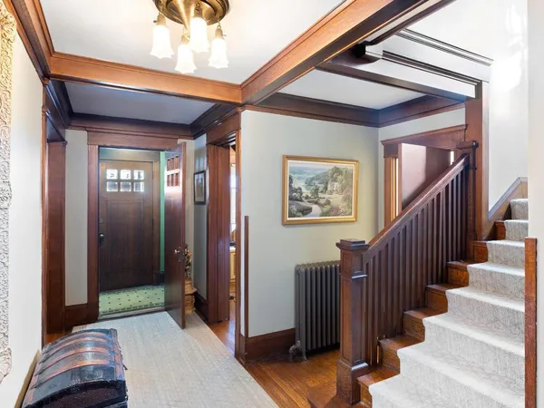 $325,000 | 315 West Fountain Street, Albert Lea, MN 56007