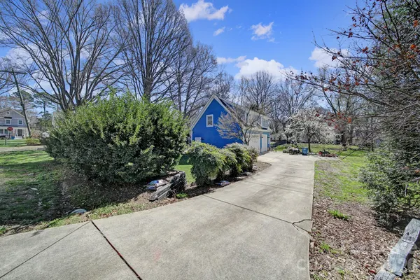 $1,950 | 345 Jefferson Street, Matthews, NC 28105