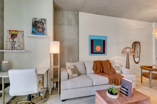 $2,000 | 353 East Bonneville Avenue, Unit 343, Las Vegas, NV 89101