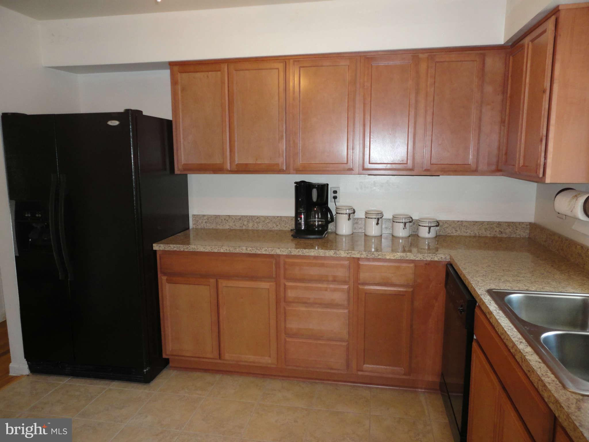 2003 Brierhill Road Fort Washington, MD 20744 - Photo 3 of 19 Kitchen