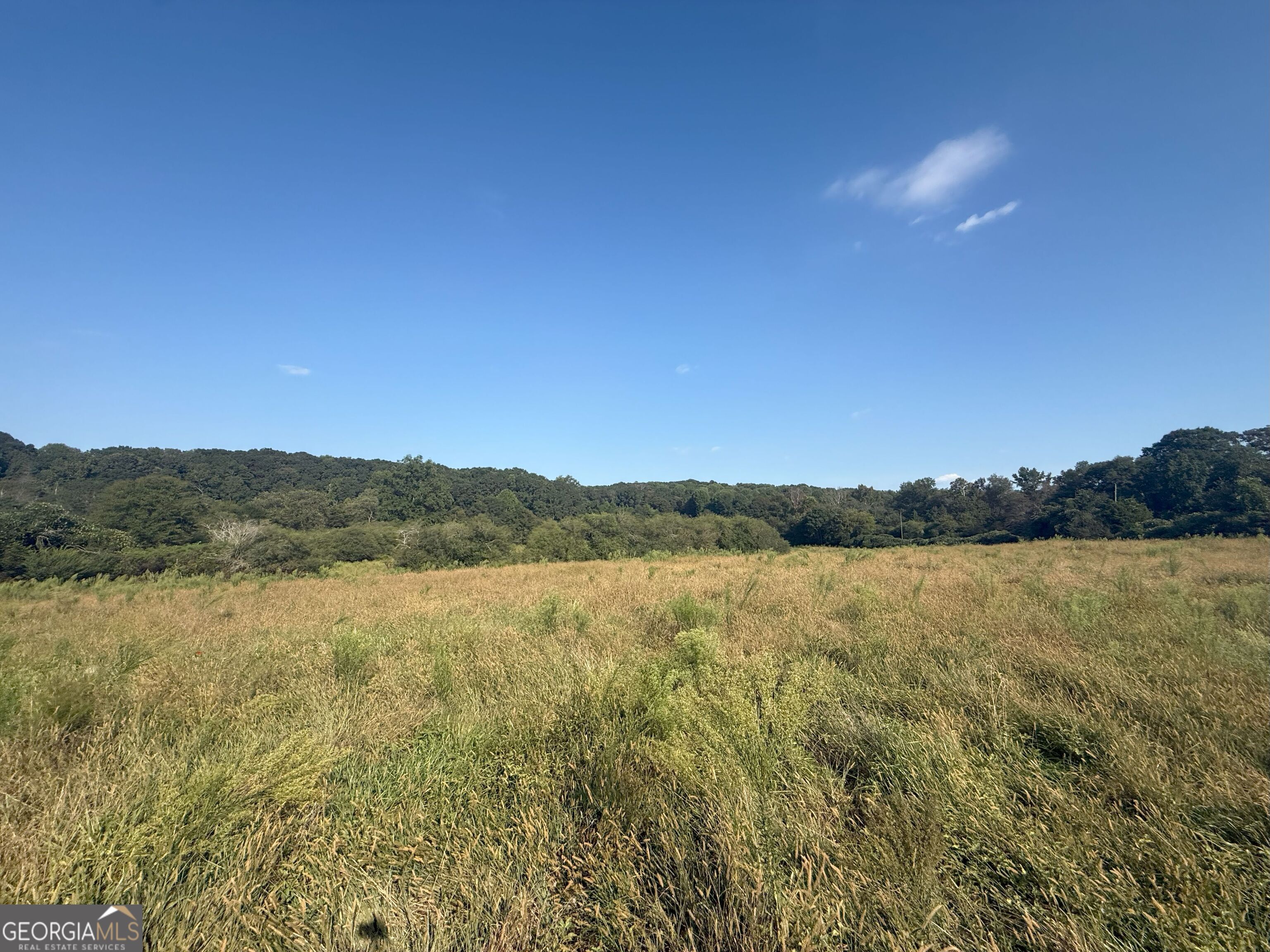 15 West L Williams Road Commerce, GA 30530 - Photo 33 of 41 a view of an lake and a mountain