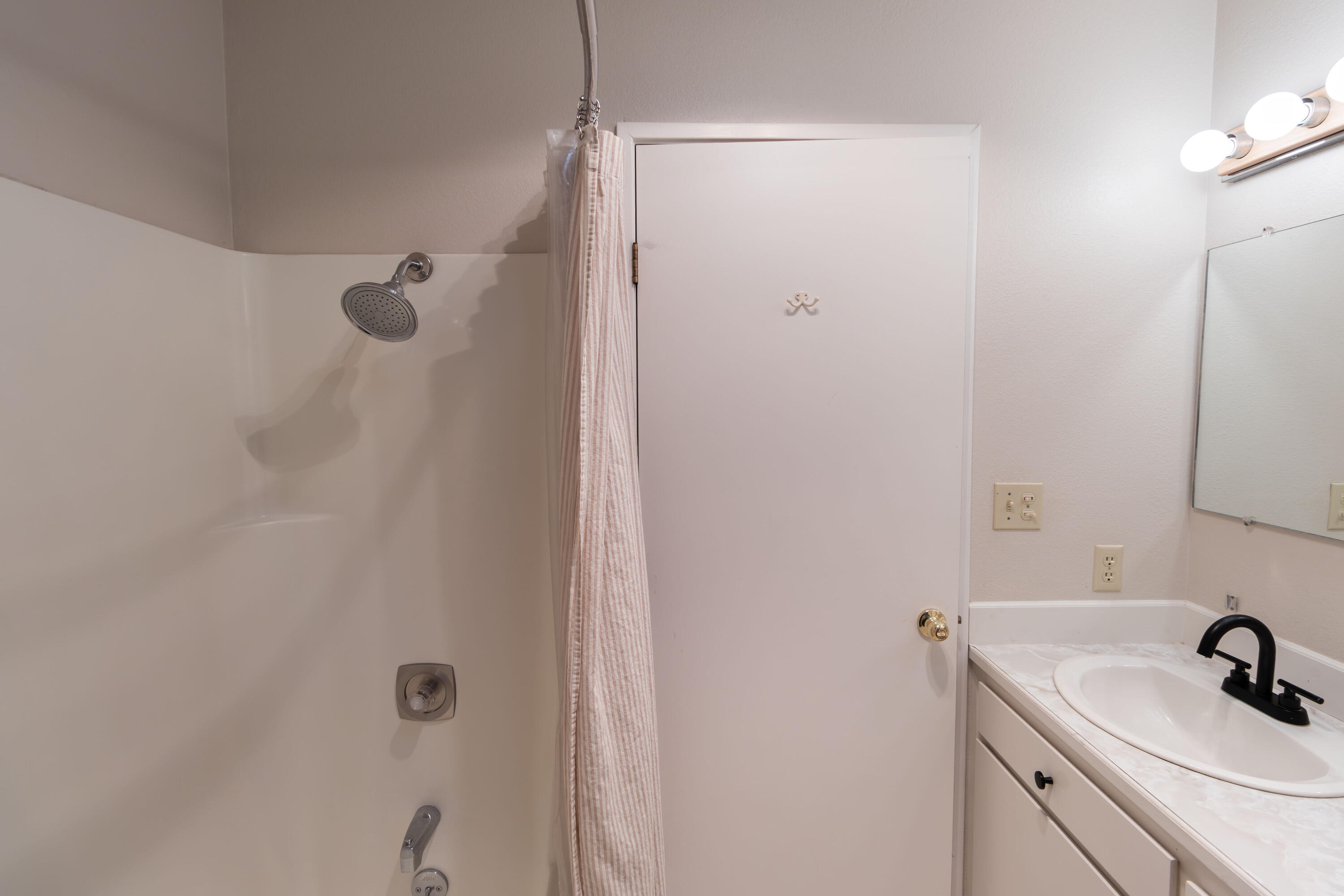 71085 Bracken Lane, Unit GH #93 Black Butte Ranch, OR 97759 - Photo 18 of 28