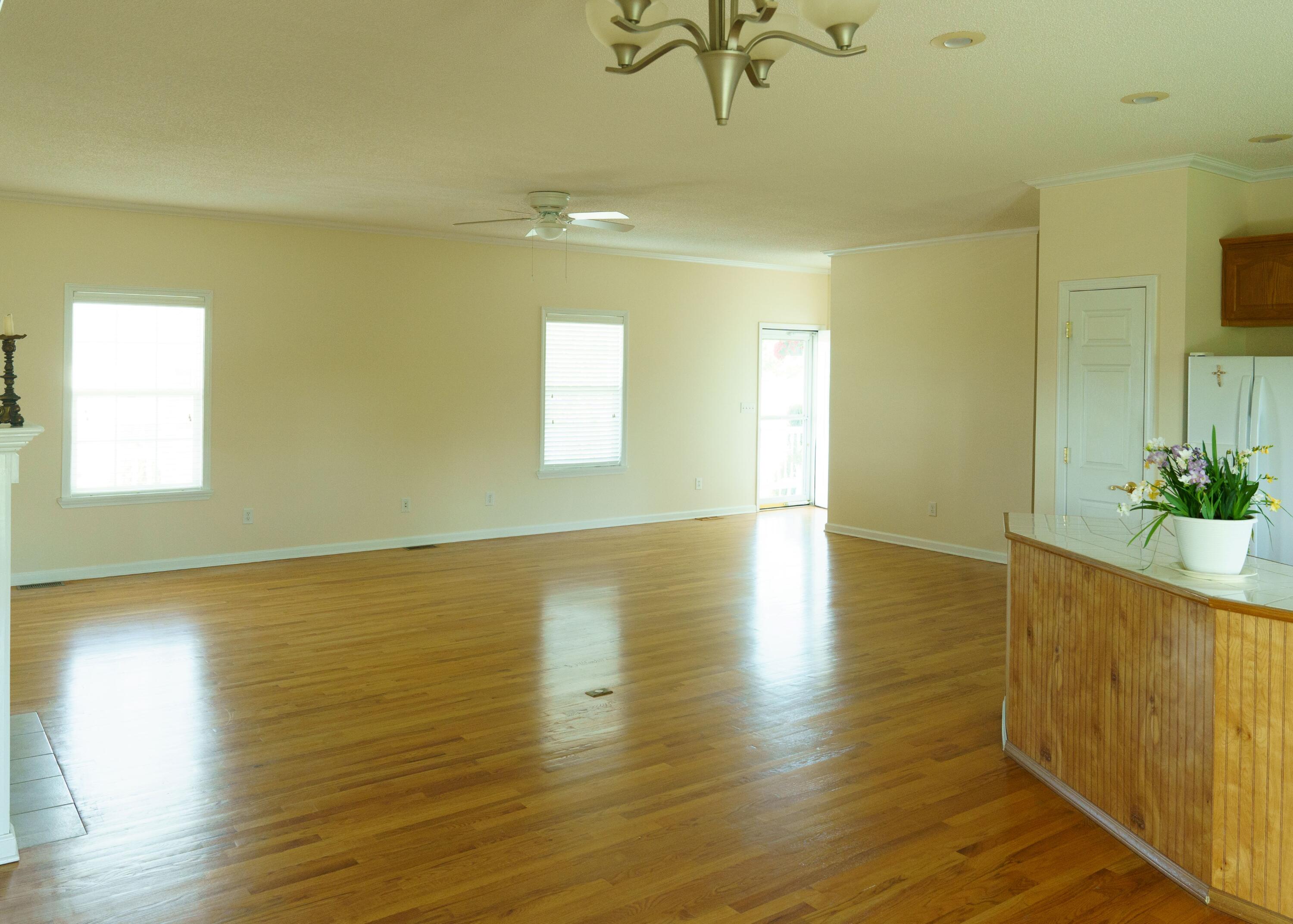 67 Sand Ridge Circle Jonesborough, TN 37659 - Photo 16 of 41 Pamela Pope-18