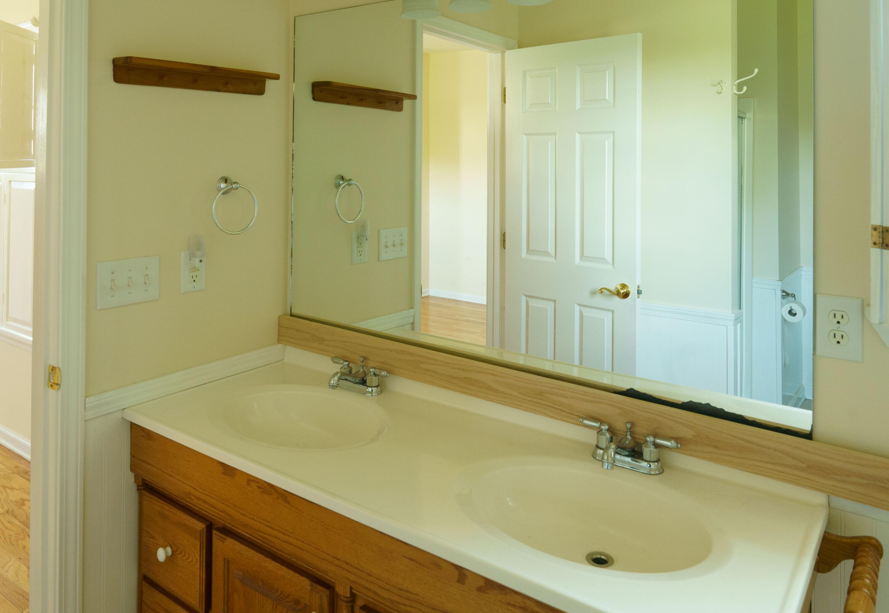67 Sand Ridge Circle Jonesborough, TN 37659 - Photo 23 of 41 Pamela Pope-24