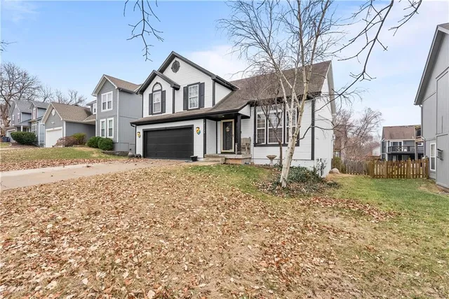 $370,000 | 21135 West 120th Terrace, Olathe, KS 66061