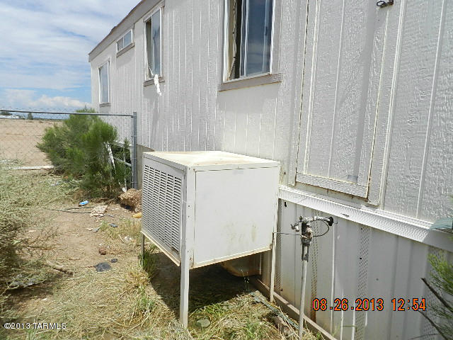 7665 North Razorback Road Tucson, AZ 85743 - Photo 2 of 3