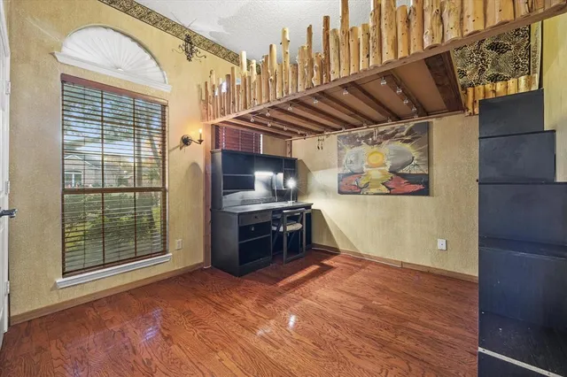 a view of utility room